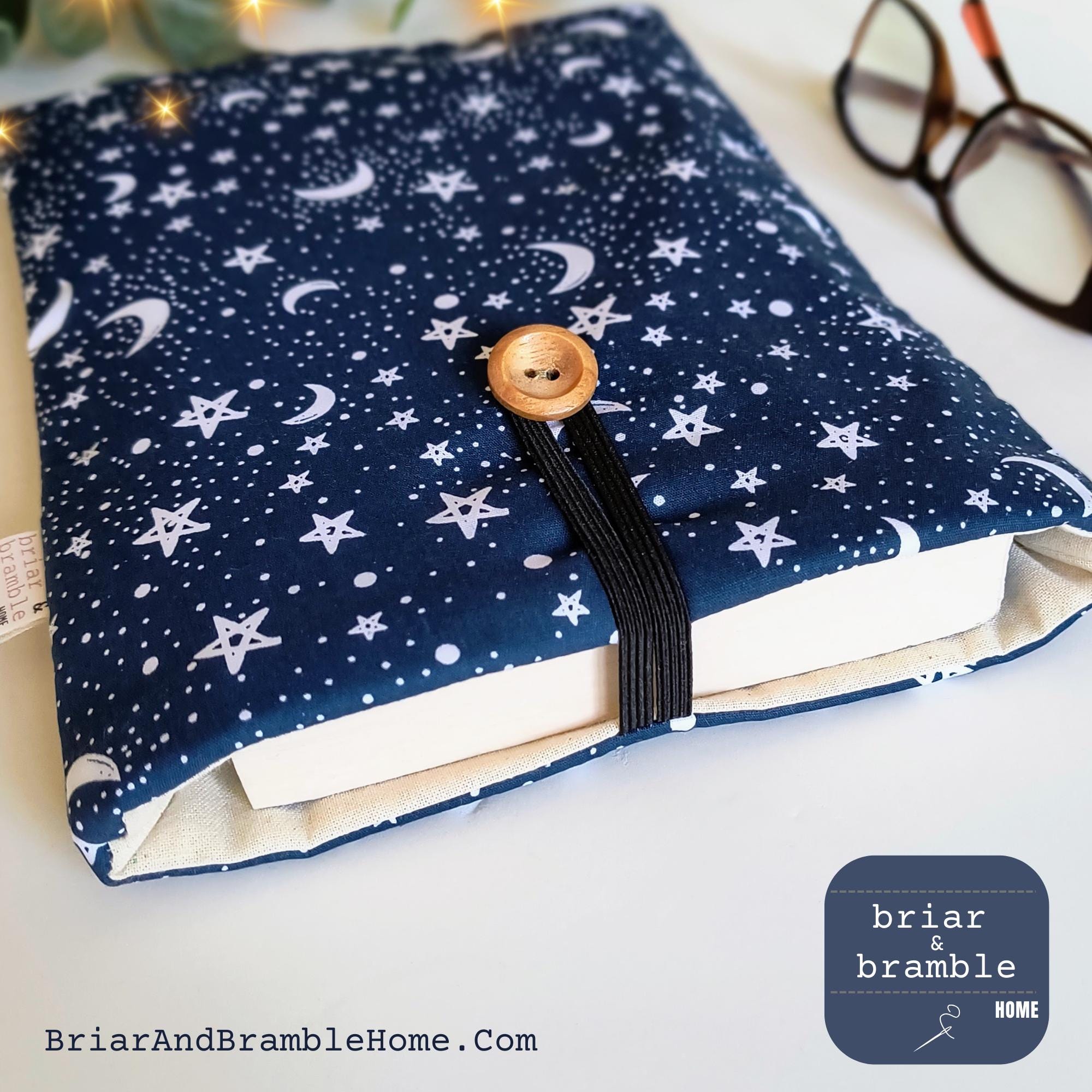 Starry Night Book Sleeve: Padded Celestial Book Pouch
