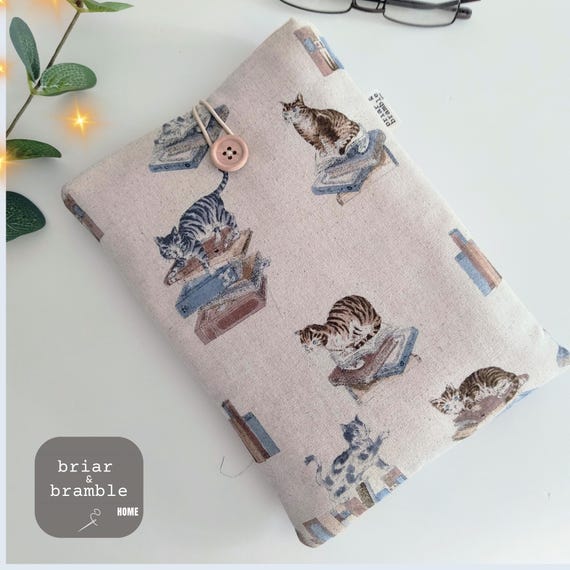 Handmade Cat Book Sleeve: Padded Linen Reader Gift