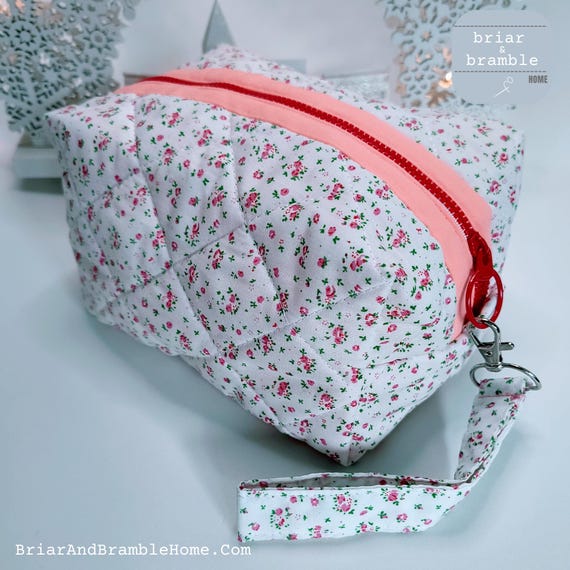 Handmade Ditsy Floral Quilted Makeup Bag: Cotton Cosmetic Pouch